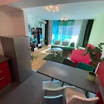 214 With Private Parking ブカレスト