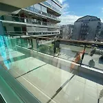 214 With Private Parking ブカレスト