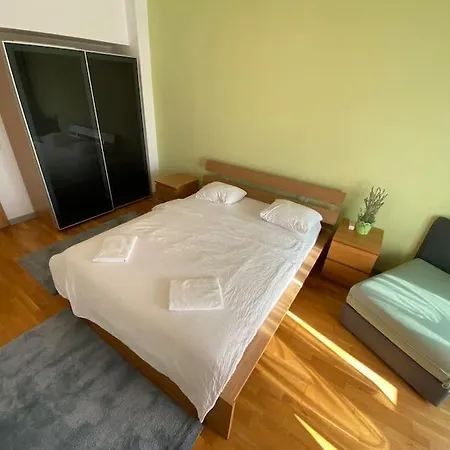 214 With Private Parking * Bucharest