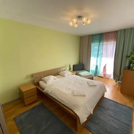 Appartamento 214 With Private Parking