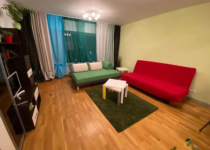 214 With Private Parking Апартаменти