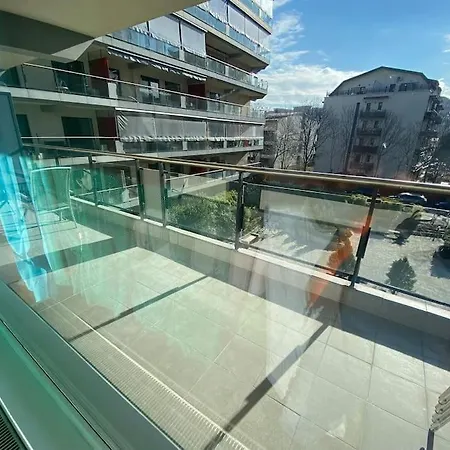 214 With Private Parking Bucharest